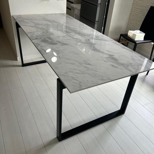 12月頭ごろまでに取りに来ていただける方ニトリ　ダイニングテーブル　大理石　白