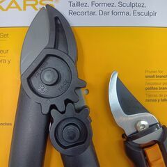海外・日本製品のサルベージ品　FISKARS　太枝切はさみと剪定はさみセットの画像
