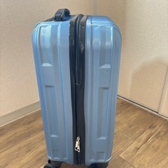 スーツケースの画像