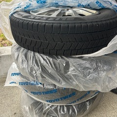 中古タイヤ　13インチ　スタッドレスの画像