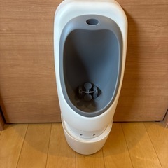 あげます。男の子用トイレ　3コインズの画像