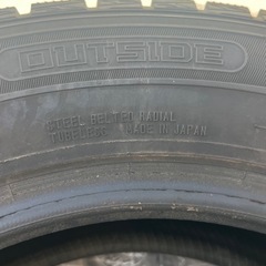 スタッドレスタイヤ4本セットの画像