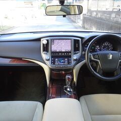 車検満タン クラウンハイブリッド ロイヤルサルーン HDDナビ フルセグTV Bluetooth バックモニター スマートキー シートヒーター クルーズコントロール HID ETCの画像