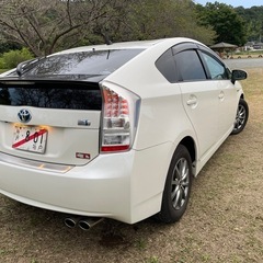 プリウスS LED  エディション | メンテナンス記録有り | 禁煙車| 修理履歴なし| キズなしの画像
