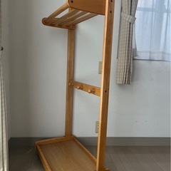 ハンガーラックの画像