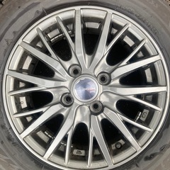 23日18時　バリ山！イボ付　スタッドレスタイヤ　 175/65R14　の画像