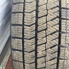 23日18時　バリ山！イボ付　スタッドレスタイヤ　 175/65R14　の画像