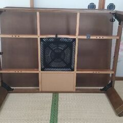 寝返りできるコタツの画像