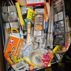 革細工ハンドメイド材料　革少しありますの画像