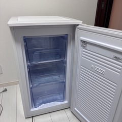 アイリスオーヤマ 60L 冷凍庫 の画像