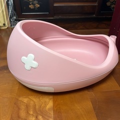 クジラ型猫用トイレの画像