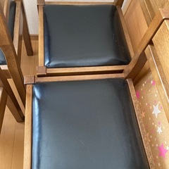 無料♪椅子4脚セットの画像
