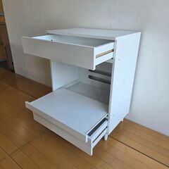 未使用訳あり 幅60 レンジ台 レンジラック ホワイト コンセント付き レンジボード スライド棚 キッチン収納 キッチンボード キッチン 引出の画像