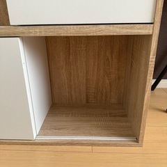 ロウヤ キャビネット 収納棚の画像