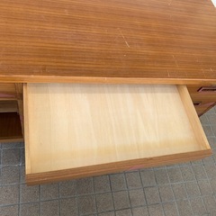 【ジモティー割引で最大15％OFF⭐️】 木製 学習机の画像