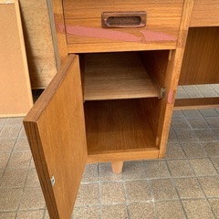 【ジモティー割引で最大15％OFF⭐️】 木製 学習机の画像