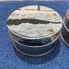 決定しました和柄　缶の画像