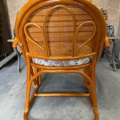 ラタン椅子　中古品　の画像