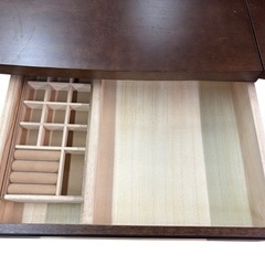 NO.2607【現状品でのお渡しです】ドレッサー コンパクト 椅子付き 鏡台 鏡 化粧台 家具 中古の画像