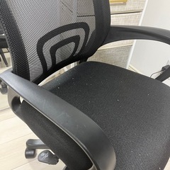 パソコンチェアの画像