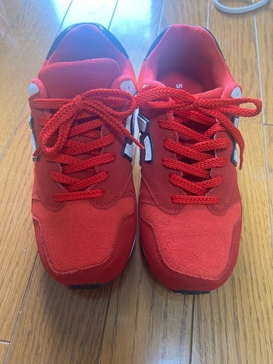 Sangacio にゅ〜ず　レッドスニーカー