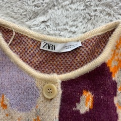 ZARA ベスト　サイズM 総丈51、身幅57センチの画像