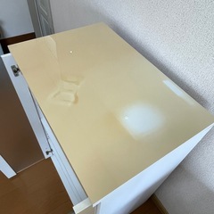 食器棚の画像