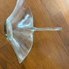 ガラスの花びんの画像