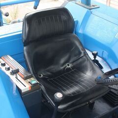 イセキ トラクタ TA325F 32馬力 パワステ 4WD 耕耘170【簡易清掃・下取歓迎】【農機具でっく】【福岡】【トラクター】の画像