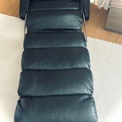 リクライニングフロアチェアの画像