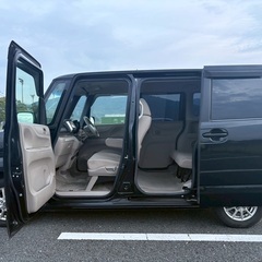 Bluetooth対応ナビ付き☆月々1.2万円〜分割払い可❗️ 車検2年付き！【名義変更代込み】大人気☆ホンダ N-BOX☆ステアリングスイッチ付き☆Bluetooth対応ナビ付き☆走行中DVD見れますETC付き☆電動スライドドア☆ドラレコ付き☆スマートキー☆フルオートエアコン☆社外アルミ☆事故歴修復歴なし☆そのまま乗って帰れます❗️の画像