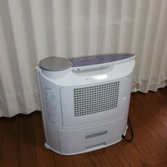 加湿セラミックファンヒーターの画像
