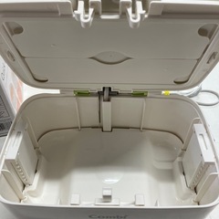 2510-421 コンビ クイックウォーマー コンパクト おしりふきあたため器 2020年製 通電確認済み キズ 汚れありの画像