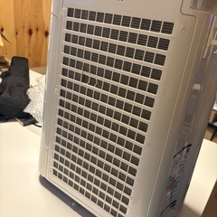 シャープ　空気清浄機　KC-G50-W 2018年製の画像