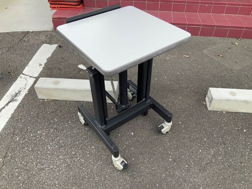 【エコツール豊田インター店】TRUSCO/トラスコ 昇降スタンド油圧式チルト付 SHSHN-200-45C【愛知県/豊田市/工具】