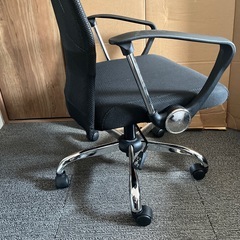 ニトリ　ハイバックオフィスチェアの画像