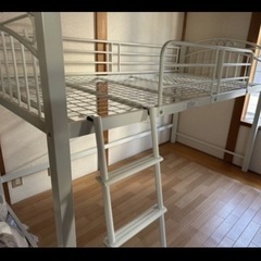 (受け渡し者様決まりました)ロフトベッド （ニトリ）の画像