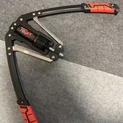 筋トレ アームバー エキスパンダー 大胸筋トレーニング器具 アームレスリング器具 筋トレグッズの画像