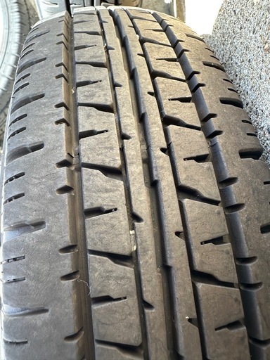 【㊗️ご成約?】【軽バン・軽トラック用 2023年製 バリ山 DUNLOP ENASAVE VAN01 145R12  LT + マル