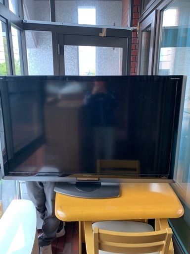 AQUOS LEDテレビ52