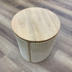 収納付き　ラタン　サイドテーブルの画像