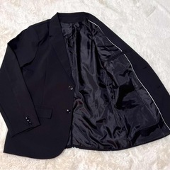 黒のテーラードジャケット(XL) 未使用に近い
の画像