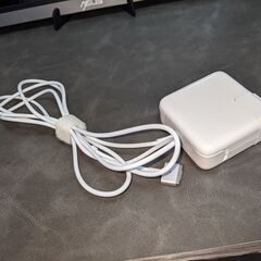 MacBook Air(13.3inch,2015)   Corei5-5250U 4GB 256SSの画像