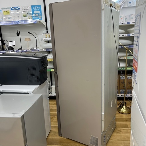 HITACHI ヒタチ 6ドア 冷蔵庫 R-HW52K ファン式 2019年製 520L 家電 のご紹介です！