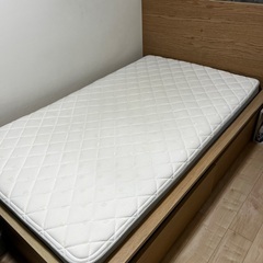 IKEA 収納付きダブルベッドの画像