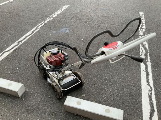 エコツール豊田インター店】オーレック シャガール 自走式草刈り機