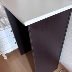カウンターテーブルの画像