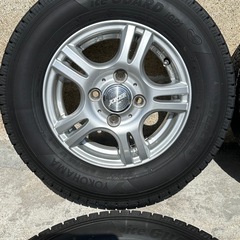 【軽バン・軽トラック用 バリ山 スタッドレスタイヤ YOKOHAMA iceGURAD iG91 145/80R12 LT 】社外品12インチアルミホイール付き  12X4.00B  4本セット  美品！の画像