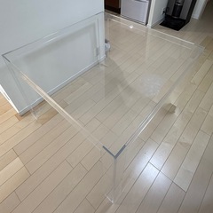 トーヨーキッチン　テーブル　Kartellの画像