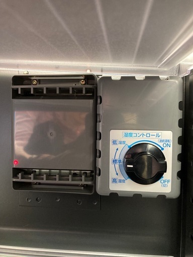 東洋リビング株式会社　オート・ドライ 防湿庫　ED-103S型